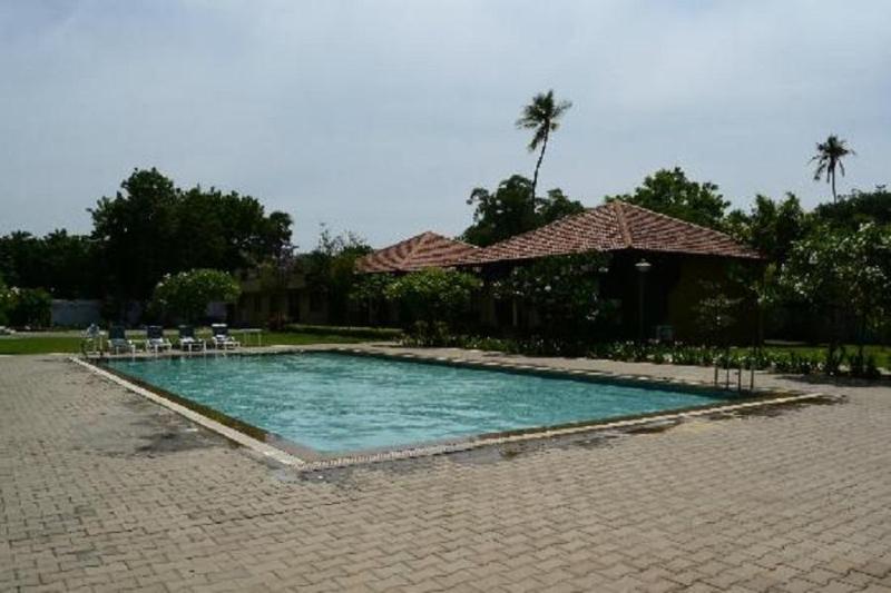 Hotel Riverside Resort And Spa Kumbakonam Eksteriør bilde